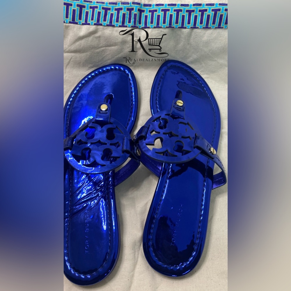 New never worn Tory Burch Miller Metallic Blue Sandal’s with dust bag size 7m